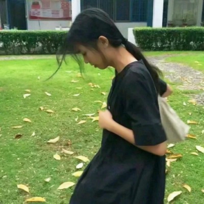 狠狠心动！安静清新气质女头✨ 女生头像 第20张