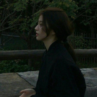 被这组高清女生侧颜头像美哭😭 女生头像 第22张