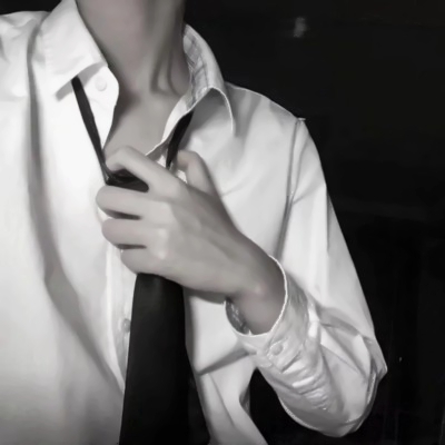 超酷！不露脸不露头的男生帅气部位头像✨ 男生头像 第1张