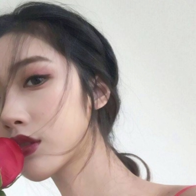 被这组高清女生侧颜头像美哭😭 女生头像 第36张