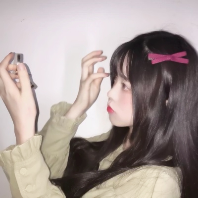 时尚气质美女微信头像来袭✨ 女生头像 第14张