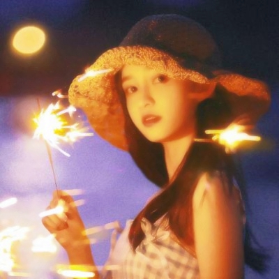 美哭！这些小姐姐头像堪称颜值天花板😍 女生头像 第23张