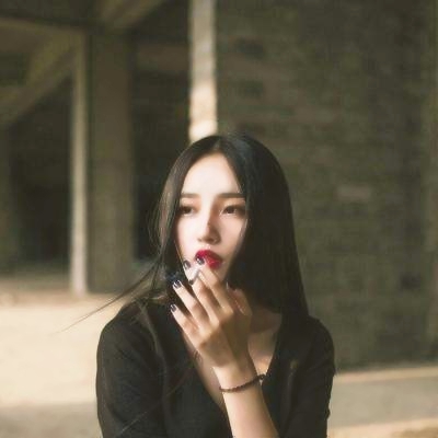 超A吸烟女生头像来袭,霸气拽酷风拉满💥 女生头像 第7张 超A吸烟女生头像来袭,霸气拽酷风拉满💥 女生头像 第7张