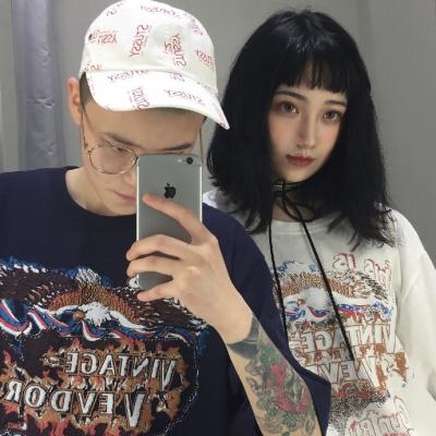 超有创意!手机遮脸一左一右情侣头像大集合📱 情侣头像 第14张 超有创意!手机遮脸一左一右情侣头像大集合📱 情侣头像 第14张