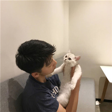 萌化啦!情侣抱宠物一男一女头像来袭💕 情侣头像 第3张 萌化啦!情侣抱宠物一男一女头像来袭💕 情侣头像 第3张