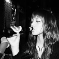 冷淡风伤感喝酒女生头像来袭🥀 女生头像 第12张