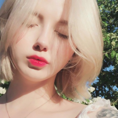 超绝!个性外国美女头像大全 女生头像 第10张 超绝!个性外国美女头像大全 女生头像 第10张