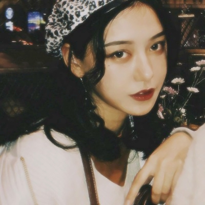 绝美!唯美复古女生头像大集合✨ 女生头像 第4张 绝美!唯美复古女生头像大集合✨ 女生头像 第4张