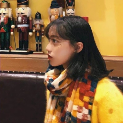 被这组高清女生侧颜头像美哭😭 女生头像 第32张