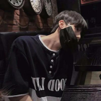 男生宝藏生活照头像来袭 男生头像 第1张