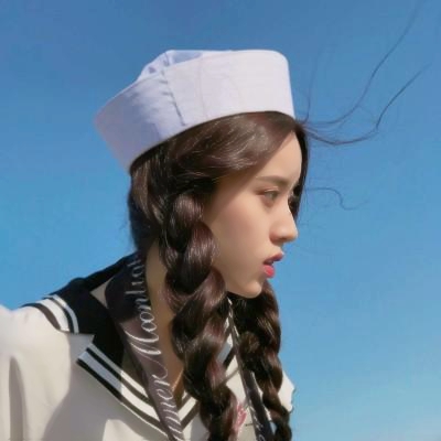 酷飒！这些高冷系女生头像狠狠爱住了🤩 女生头像 第17张