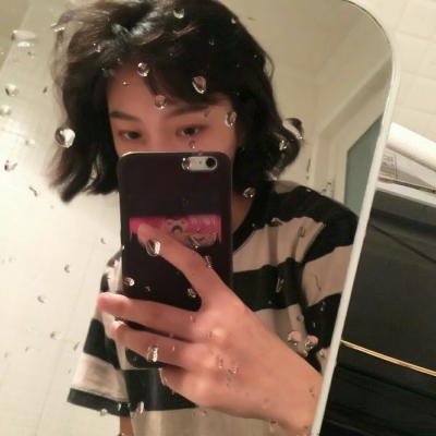 超绝！适合手机控女生的头像来啦 女生头像 第13张