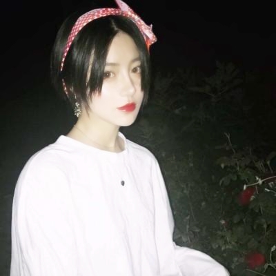 酷飒！这些高冷系女生头像狠狠爱住了🤩 女生头像 第10张
