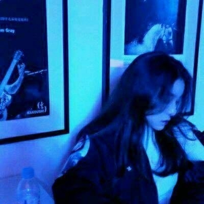 超绝!真人蓝色系女生头像来袭 女生头像 第4张 超绝!真人蓝色系女生头像来袭 女生头像 第4张