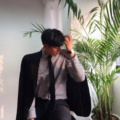 谁懂啊!这些中分男生高清头像帅炸了 男生头像 第4张 谁懂啊!这些中分男生高清头像帅炸了 男生头像 第4张