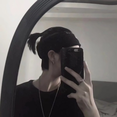 被帅到🤩 超绝男生冷淡头像大赏 男生头像 第16张