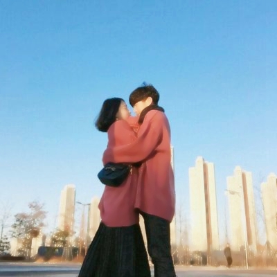 哇塞😍一人一半的真人情侣手机头像来咯 情侣头像 第6张 哇塞😍一人一半的真人情侣手机头像来咯 情侣头像 第6张
