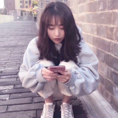 超飒!手机控女生QQ头像来袭 女生头像 第16张 超飒!手机控女生QQ头像来袭 女生头像 第16张