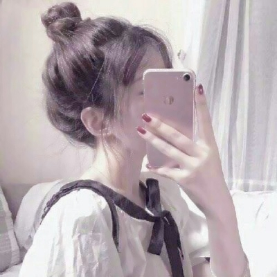 超绝！适合手机控女生的头像来啦 女生头像 第9张