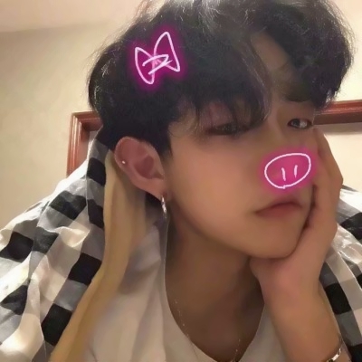 被帅到🤩 超绝男生冷淡头像大赏 男生头像 第23张