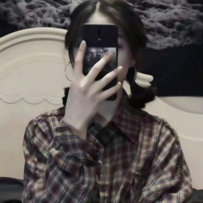 超绝！适合手机控女生的头像来啦 女生头像 第11张