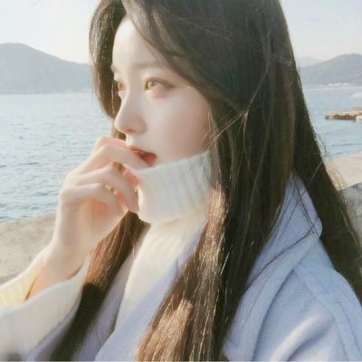 狠狠心动！真人有气质微信女生头像大全🥰 女生头像 第1张