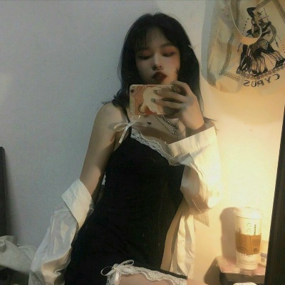 超绝！适合手机控女生的头像来啦 女生头像 第1张