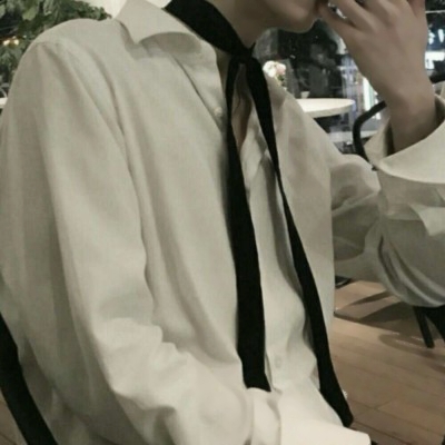 谁懂！被男生衬衫头像帅到失语😍 男生头像 第20张
