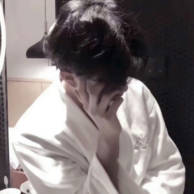 宝藏挖掘✨不露脸的真人男生头像来啦 情侣头像 第5张