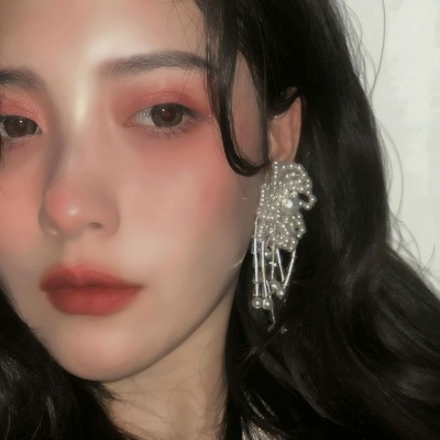 狠狠心动!冷淡风女生微信头像来啦 女生头像 第3张 狠狠心动!冷淡风女生微信头像来啦 女生头像 第3张