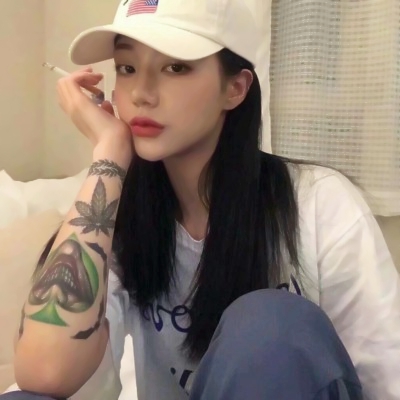 绝绝子！玩网女生必入的高清头像✨ 女生头像 第6张