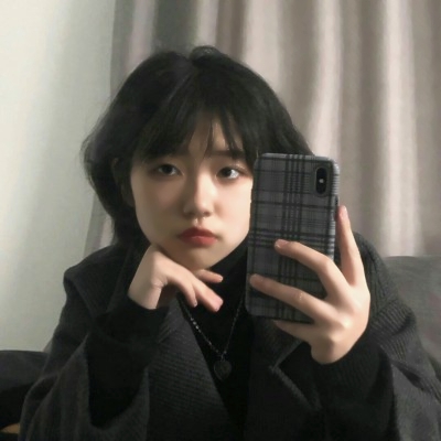 超绝！适合手机控女生的头像来啦 女生头像 第8张
