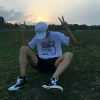 爱啦！意境感拉满的男生真人头像 男生头像 第14张
