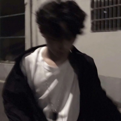 被帅到🤩 超绝男生冷淡头像大赏 男生头像 第28张