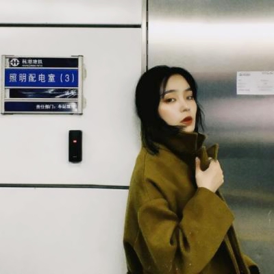 狠狠心动！真人有气质微信女生头像大全🥰 女生头像 第27张