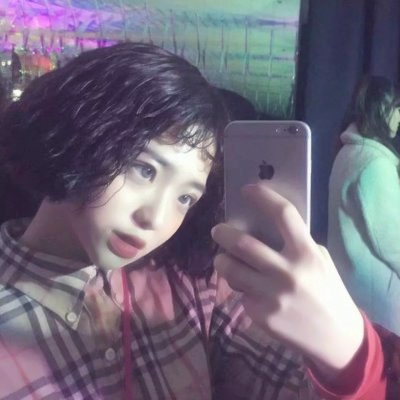 一眼沦陷！温柔冷淡风女生头像大集合 女生头像 第3张