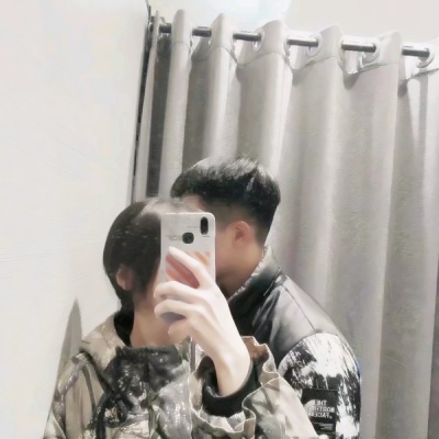 磕到了🥰不露脸双人一左一右情侣头像 情侣头像 第8张 磕到了🥰不露脸双人一左一右情侣头像 情侣头像 第8张