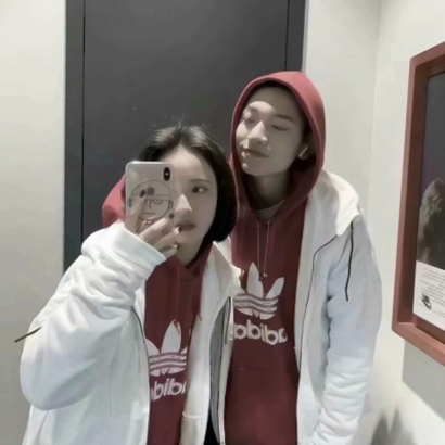 这些QQ稀有真人一左一右情侣头像太可以啦🥰 情侣头像 第21张