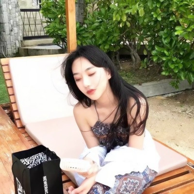 超绝!成熟韵味十足的微信女人头像来袭🥰 女生头像 第33张 超绝!成熟韵味十足的微信女人头像来袭🥰 女生头像 第33张