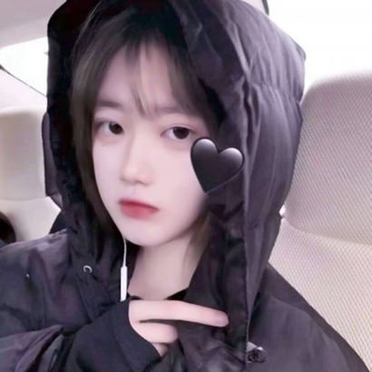 一眼心动!简单气质女生头像来袭🥰 女生头像 第28张 一眼心动!简单气质女生头像来袭🥰 女生头像 第28张