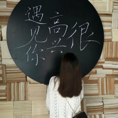 🌆真人女背影QQ头像，氛围感拉满 女生头像 第16张