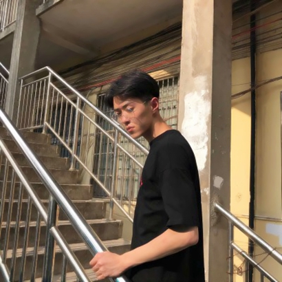 帅炸！超有街拍感的男生头像来啦 男生头像 第3张