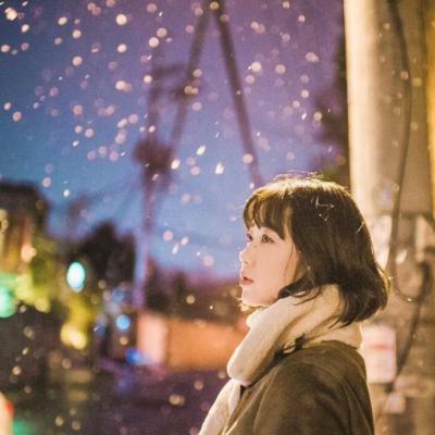短发女生侧脸头像，太飒啦！ 女生头像 第20张
