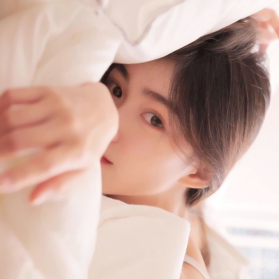 绝了！女生侧脸头像图片大集合来袭🥰 女生头像 第22张