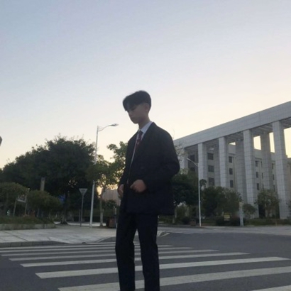 帅炸！超有街拍感的男生头像来啦 男生头像 第11张