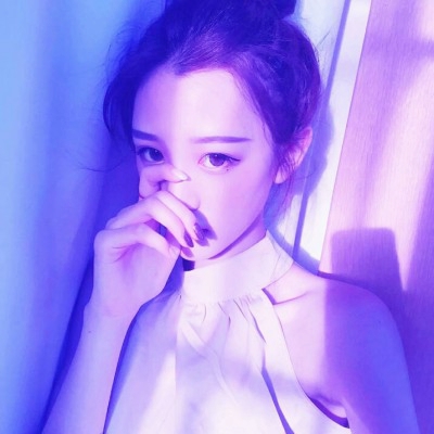 被狠狠拿捏！紫色高贵风QQ女生头像 女生头像 第22张