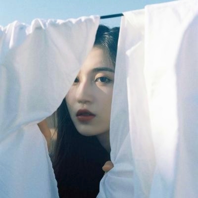 绝了！女生侧脸头像图片大集合来袭🥰 女生头像 第35张