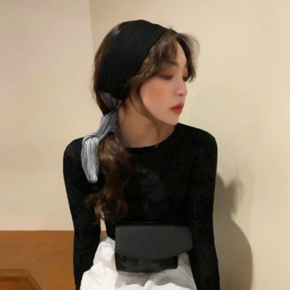 狠狠共情!微丧感女生头像来袭🥀 女生头像 第14张 狠狠共情!微丧感女生头像来袭🥀 女生头像 第14张