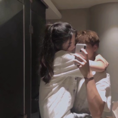 这些QQ稀有真人一左一右情侣头像太可以啦🥰 情侣头像 第19张