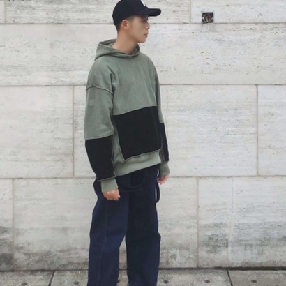帅炸！超有街拍感的男生头像来啦 男生头像 第9张